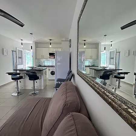 Bungalow En San Eugenio Bajo Апартаменты Адехе