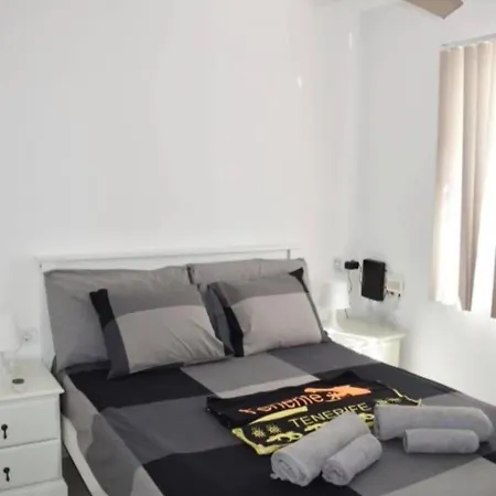 Bungalow En San Eugenio Bajo * Адехе